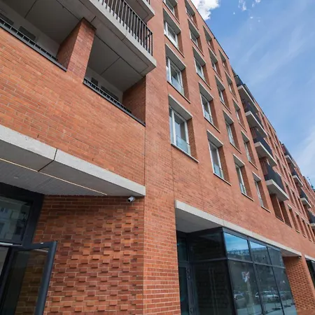 Apartman De Lux Z Ogrodem *